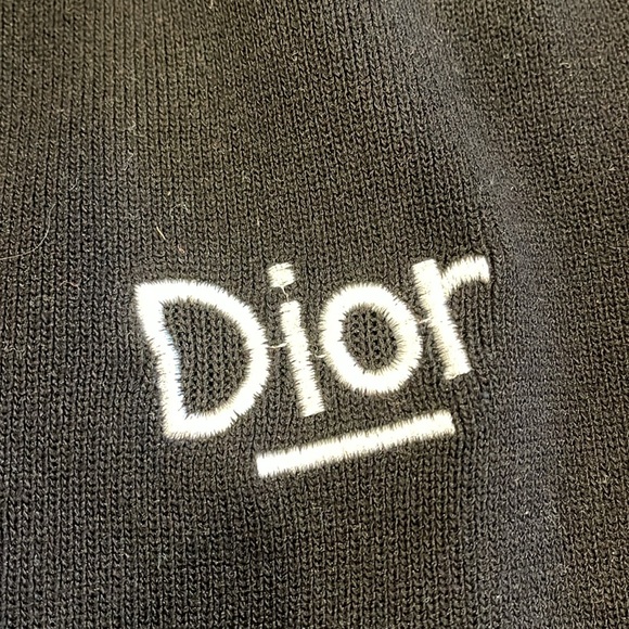 B1603 DIOR see pics for measurements.  Seem like a small NO TAGS - Picture 3 of 10